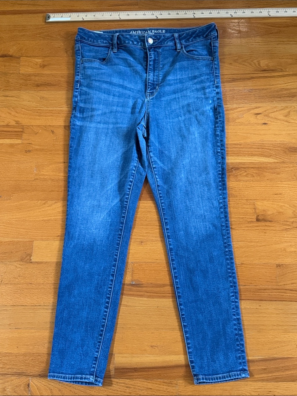 American Eagle Outfitters Women's Stretch Super Hi-Rise Jegging
